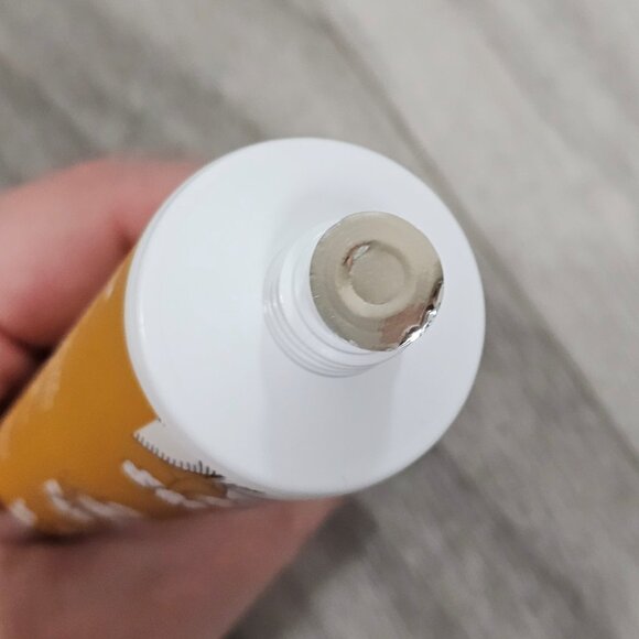 Nanette Lepore Everlasting Hand Lotion Cream with Vitamin E, 2.5 oz - Picture 3 of 5